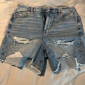 American eagle new w/tags baggy mom short